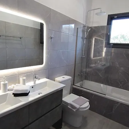 Myrtos Breeze - 5 Min From Myrtos Hébergement de vacances Anomeriá